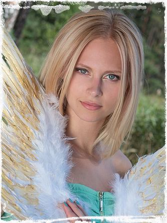 Free Image, Emma from Amour Angels
